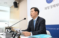 반도체 슈퍼사이클 위기 직면한 삼성전자, 파업 시 영업이익 40조원 증발 우려