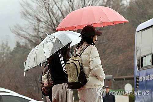 전라권 최대 70㎜ 집중 호우 예보, 전국 대부분 비 소식에 시설물 관리 비상
