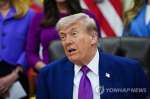 트럼프, 이란 종전 제안 쓰레기 규정하며 거부&hellip;중동 휴전 연명장치 의존