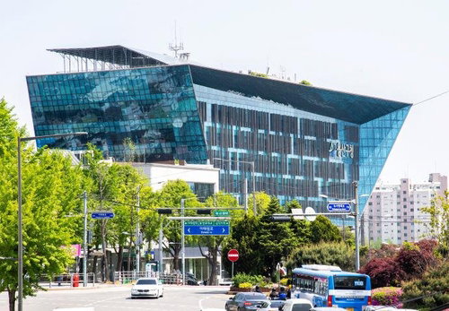용산구, 22억 규모 소상공인 융자 지원 확대... 연 1.5% 저금리 투입으로 지역 경제 기초 체력 보강
