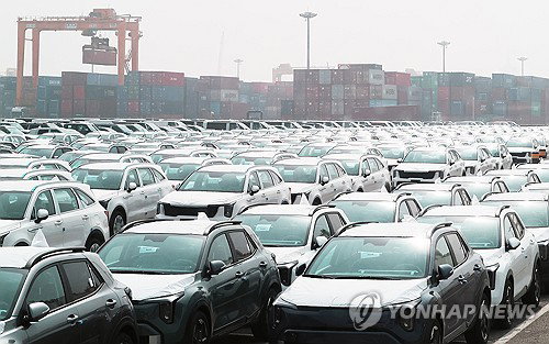 19년 만의 금탑훈장 부활, 장재훈 현대차 부회장 수훈... 자동차 수출 50주년 새 이정표