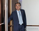 호르무즈 韓 선박 타격 비행체 잔해 국내 압송... 국방과학연구소 정밀 감식 착수
