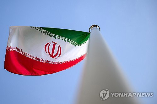 이란 핵무기급 90퍼센트 우라늄 농축 경고와 트럼프의 군사 압박으로 임계점 도달한 중동 핵 위기