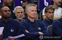골든스테이트 워리어스 스티브 커 감독과 2년 연장 계약 체결하며 왕조 재건 의지 표명