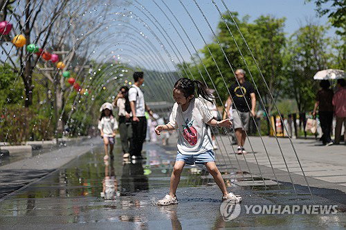 부울경 낮 최고 28도 초여름 기온 급등... 일교차 15도 및 짙은 안개 주의보