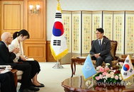 韓, 글로벌 AI 허브와 인권 가치 결합한다…김민석 총리-유엔 인권대표 전략적 협력 강화
