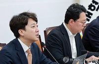 "지지율이 검증의 장벽인가" 개혁신당, 민주당 후보 토론 회피에 총공세