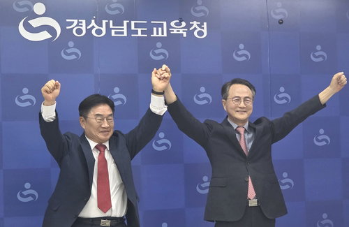경남교육감 선거 보수 단일화 급물살, 김승오 사퇴로 권순기 중심 4파전 재편
