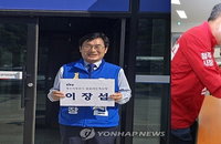 '정치 대 행정' 숙명의 재대결... 청주시장 선거 사상 첫 연임 시장 탄생 여부 초미의 관심