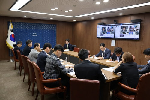 중동발 에너지 위기 전면에 선 외교부, 미주 지역서 원유&middot;나프타 대체 공급망 뚫는다