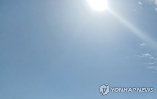 대구&middot;경북 낮 최고 30도 육박하며 때 이른 초여름 더위, 15도 안팎 큰 일교차에 건강관리 유의