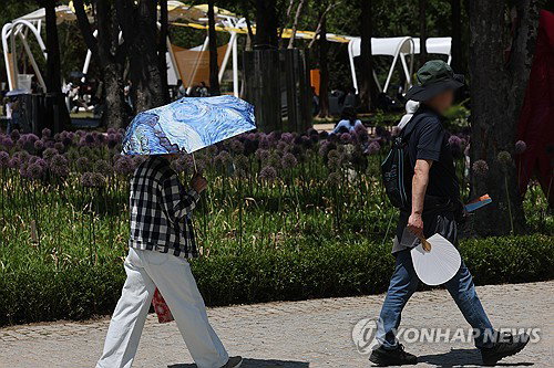 충북 낮 최고 31도 '초여름 더위' 기승&hellip;15도 극심한 일교차에 건강관리 비상