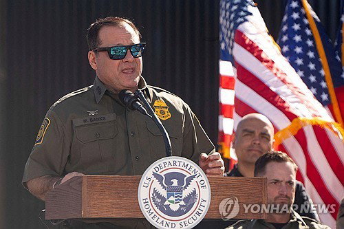 트럼프 행정부 반이민 수뇌부 연쇄 이탈과 초강경 정책의 행정적 공백 가속화