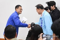 울산시장 선거 판세 요동, 민주·진보 진영 광역·기초단체장 전격 단일화 합의