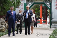트럼프·시진핑 중난하이서 2시간 심층 차담, 미중 패권 경쟁 속 안방 외교로 주도권 강화