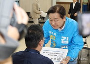 '정청래식 공천' 향한 전북 민심의 폭발... 무소속 김관영, 하루 만에 후원금 3억 3천만 원 돌파
