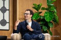 인공지능 개발사 앤트로픽 기업가치 9천억 달러 돌파하며 석 달 만에 2.4배 폭등