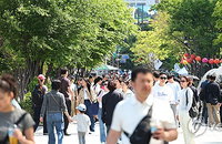 전국 낮 최고 33도 육박하는 때 이른 무더위... 내륙 중심 극심한 일교차 주의보