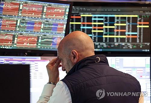 고유가발 국채금리 급등에 뉴욕증시 일제히 급락 나스닥 1.54퍼센트 하락하며 기술주 투매 가속