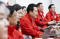 "침대축구로 검증 회피"… 국민의힘, 지방선거 판세 반전 위해 '무제한 토론' 총공세
