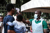 WHO 백신 없는 분디부교 에볼라에 비상사태 전격 선포 사망 의심 80명 육박