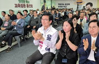 6·3 지방선거 충북교육감 3파전 전면전... 1900명 매머드 선대위와 AI 혁신 공약 격돌