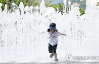 평년보다 7도 높은 초여름 무더위 기승…전북 낮 최고 32도 육박