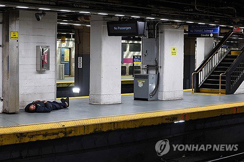 북미 최대 통근망 마비시킨 뉴욕 LIRR 파업 사태... 일일 경제 손실 900억 원 육박