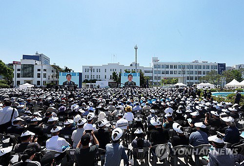이재명 대통령 &ldquo;5&middot;18 정신 헌법 수록 완수&rdquo;&hellip; 옛 전남도청 &lsquo;K-민주주의 성지&rsquo;로 공식 개관