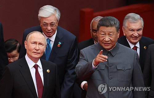 중러 밀착 가속화와 다극화 질서 선언... 푸틴 시진핑 베이징서 전략적 동반자 관계 재확인