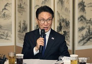 김민석 총리, 민주당 원내지도부와 긴급 만찬... '이재명 정부 2년 차' 입법·예산 협조 당부