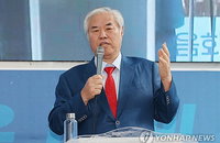 법원, 전광훈 목사 출국금지 유지 결정… "해외 출국 긴급성 소명 부족"