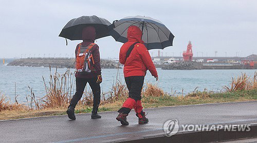 중부&middot;남해안 최대 100mm 집중호우와 시속 90km 강풍 예고에 안전관리 비상