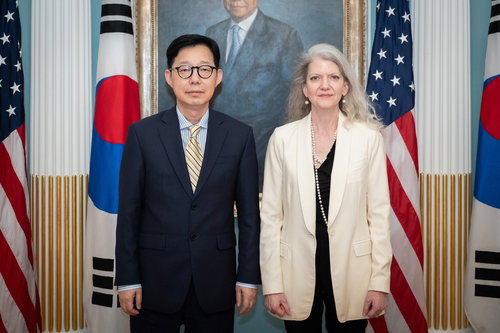 한미 &lsquo;핵잠수함 건조&middot;우라늄 농축&rsquo; 실무그룹 가동... 미 고위급 대표단 이달 내 방한