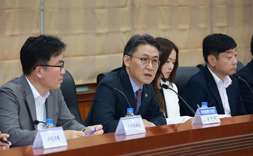 '국민참여성장펀드' 출시 임박... 금융당국, 가입 쏠림&middot;불완전판매 차단 총력전