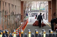 사법부 권위 정면 도전한 ‘서부지법 난동’ 가담자들, 1심서 징역형 집행유예 선고
