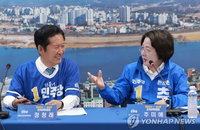 민주당, '보수 텃밭' 여주서 총력전... 추미애 "중첩 규제 혁파로 경기 웅비"