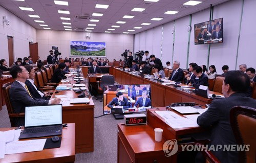 호르무즈 '나무호' 피격 진실공방, 정부 조사 유보에 야당 