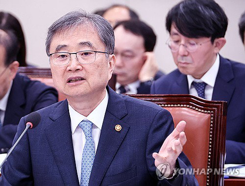 호르무즈 피격 &lsquo;나무호&rsquo; 발사 주체 특정 착수... 조현 장관 &ldquo;미국과 레이더 정보 공조&rdquo;