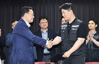 삼성전자 노사 임금 6.2% 인상 전격 합의, DX부문 자사주 600만원 지급으로 상생 물꼬