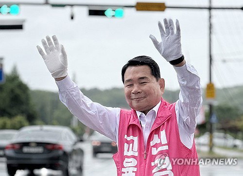 '학력 회복' 대 '교육 대전환'&hellip; 강원교육감 선거 4인방 공식 유세전 돌입